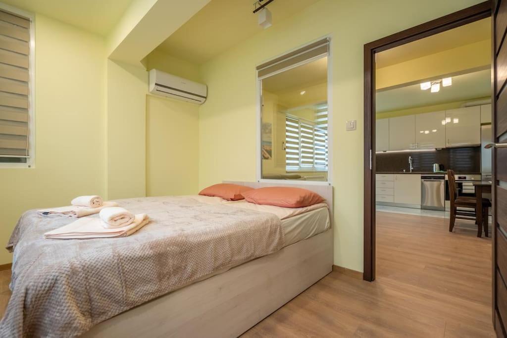 Top Location Central New & Spacious 3 Bdr Apt Medical Academy Sofia Exterior foto