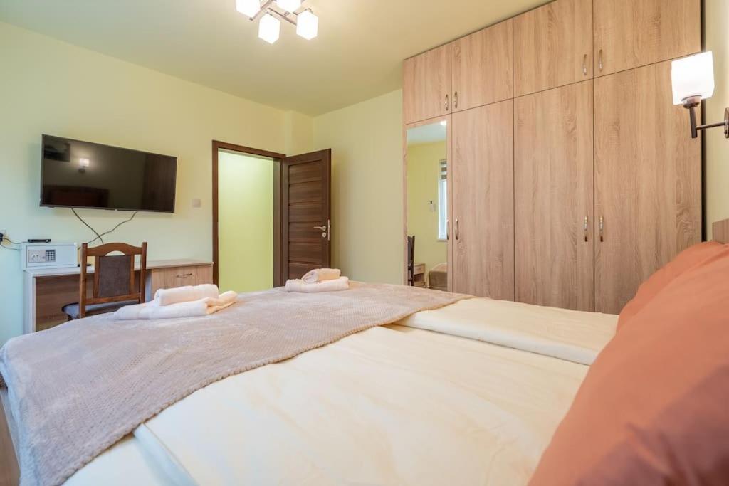Top Location Central New & Spacious 3 Bdr Apt Medical Academy Sofia Exterior foto